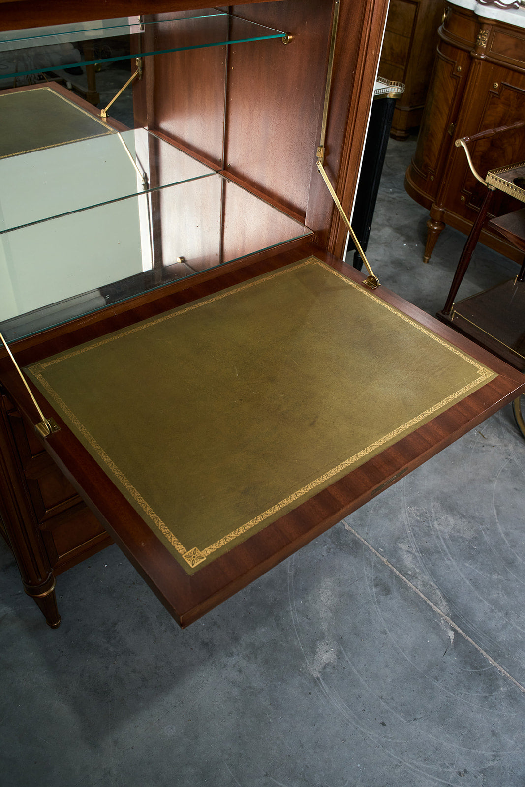 French Louis XVI Style Flame Mahogany Secrétaire à Abattant